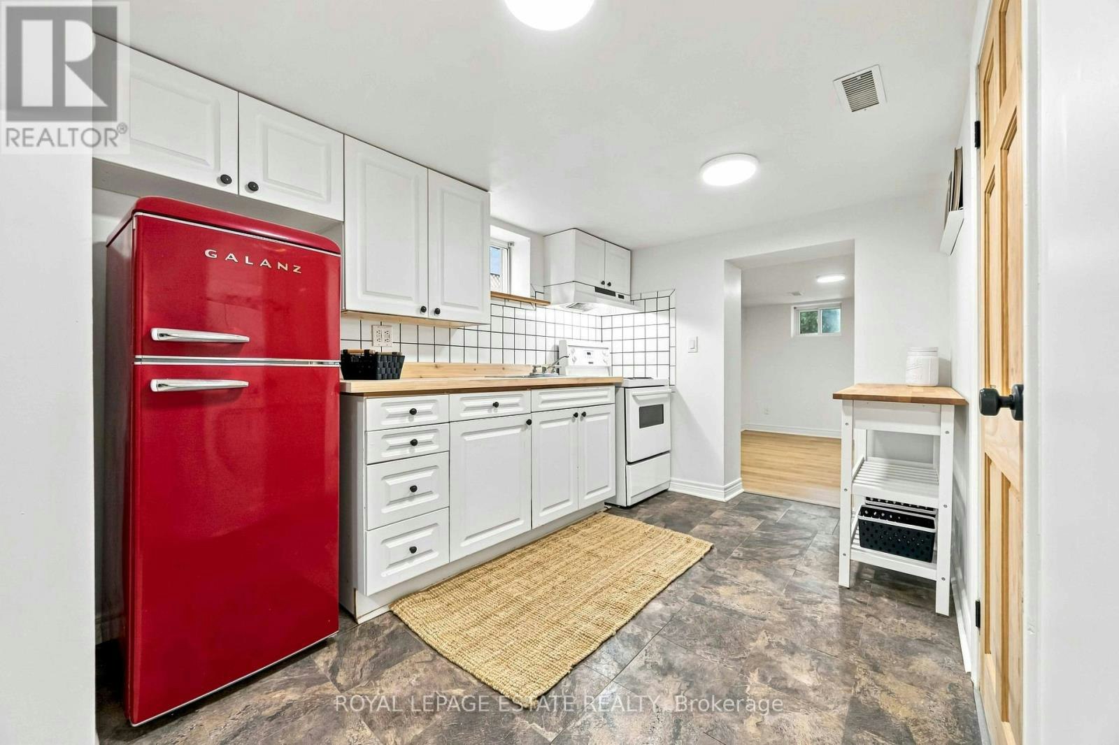 LOWER-17 Arden Crescent, Toronto, ON, M1L 3R6 - 3