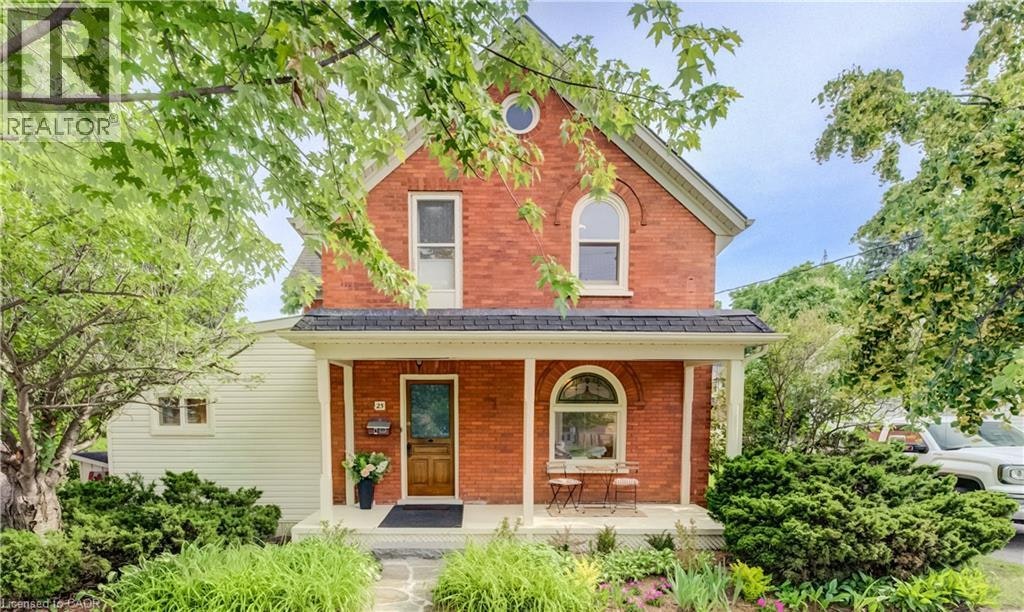 25 Central Street, Waterloo, ON, N2L 3A5