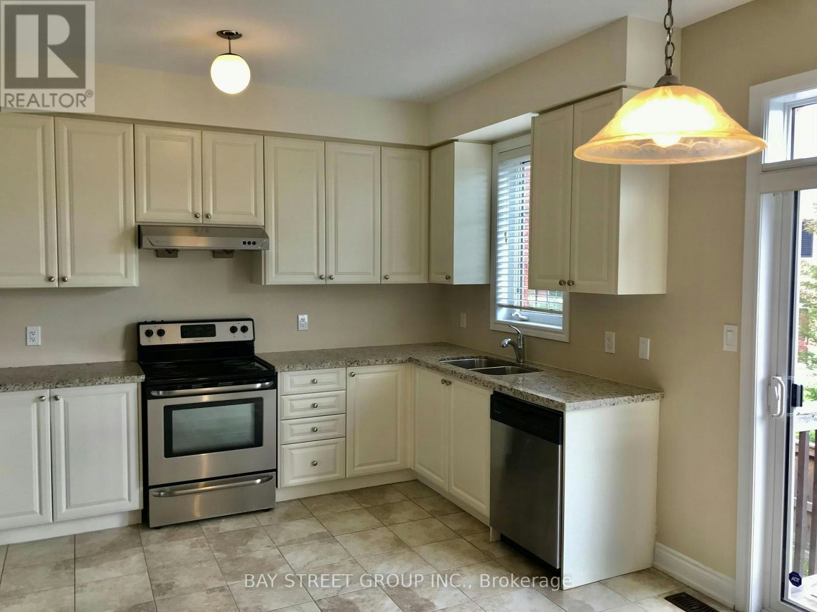 86 Mack Clement Lane, Richmond Hill, ON, L4S 0G2 - 5