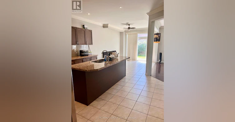 157 Peshawar Avenue, Markham, ON, L3R 2L6 - 3