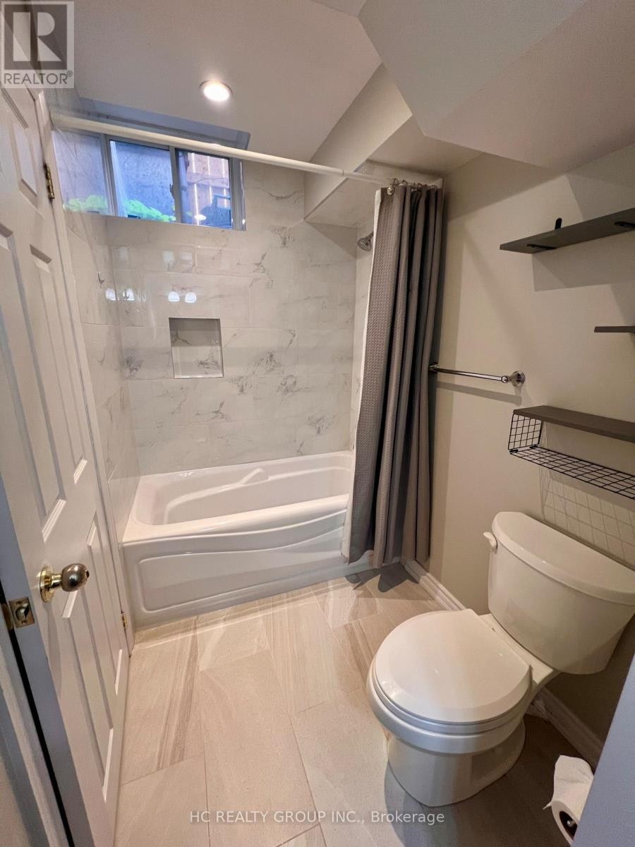 157 Peshawar Avenue, Markham, ON, L3R 2L6 - 16