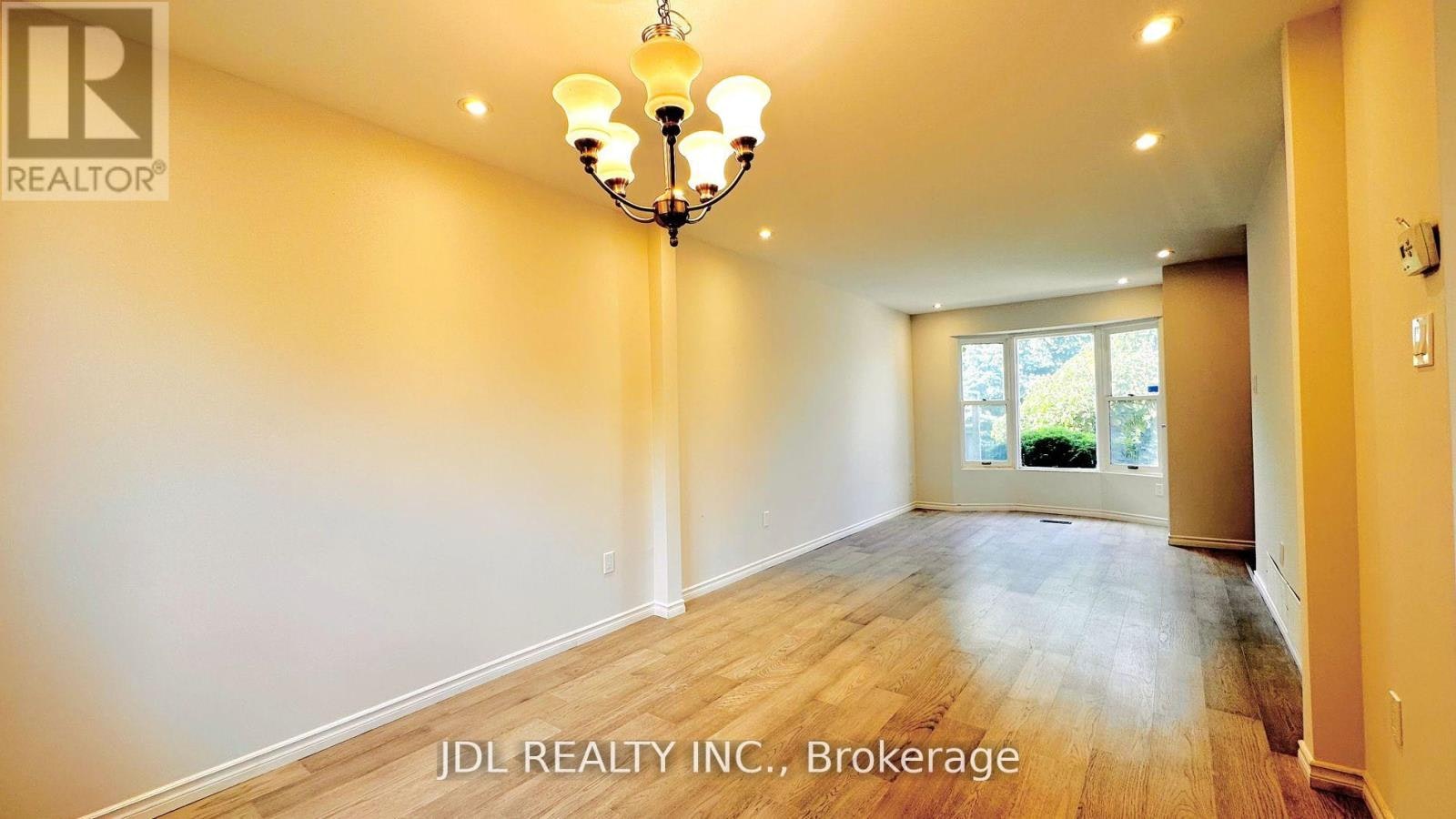 127 Huntington Park Drive, Markham, ON, L3T 7C8 - 9