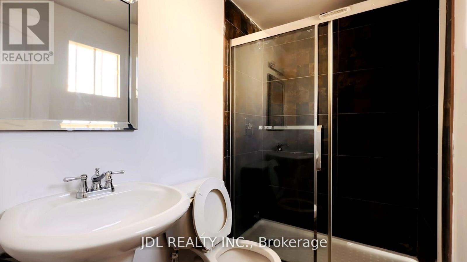 127 Huntington Park Drive, Markham, ON, L3T 7C8 - 11