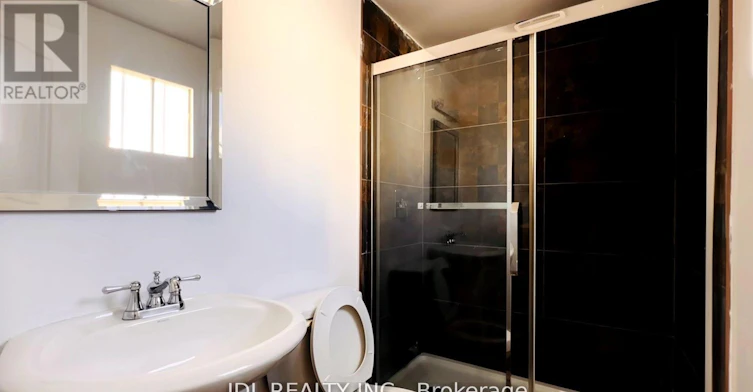 127 Huntington Park Drive, Markham, ON, L3T 7C8 - 11