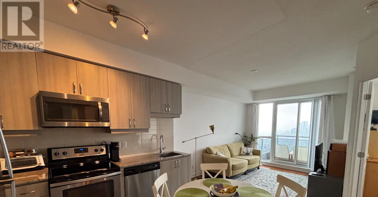 2304-9201 Yonge Street, Richmond Hill, ON, L4C 1H9 - 7