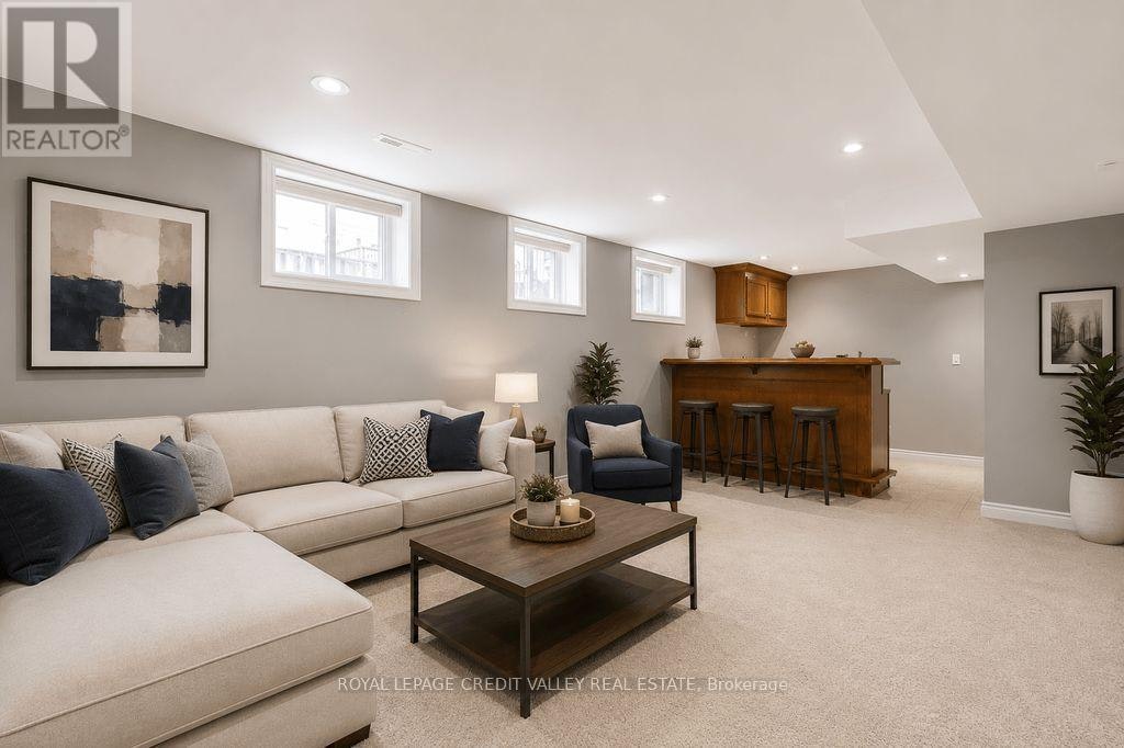 29 Counsellor Terrace, Barrie, ON, L4M 7H1 - 14