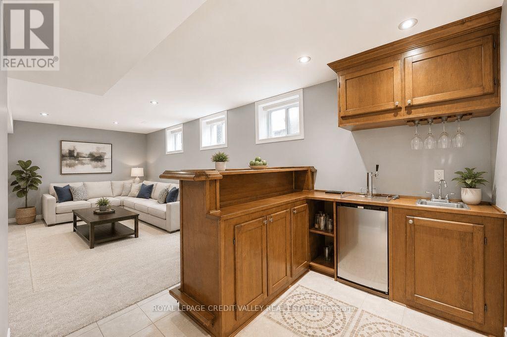 29 Counsellor Terrace, Barrie, ON, L4M 7H1 - 15