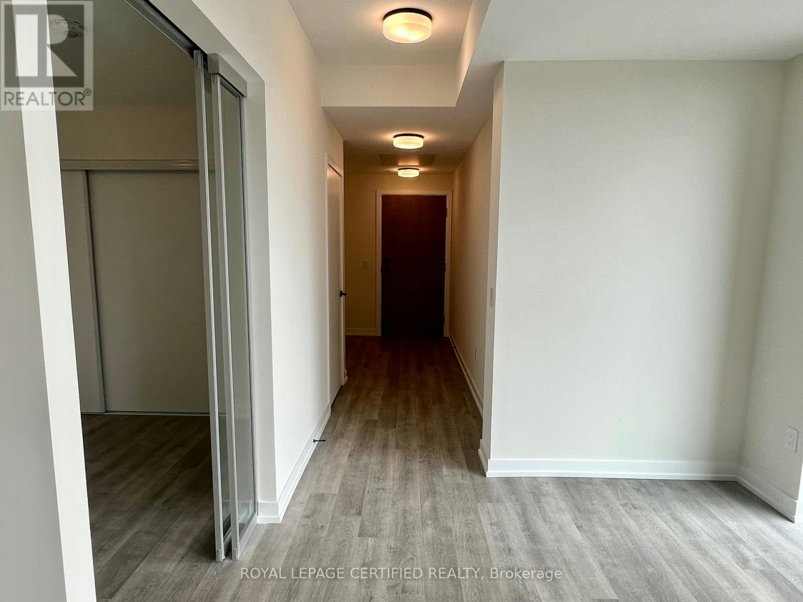 703-2300 St. Clair Avenue W, Toronto, ON, M6N 0B3 - 8