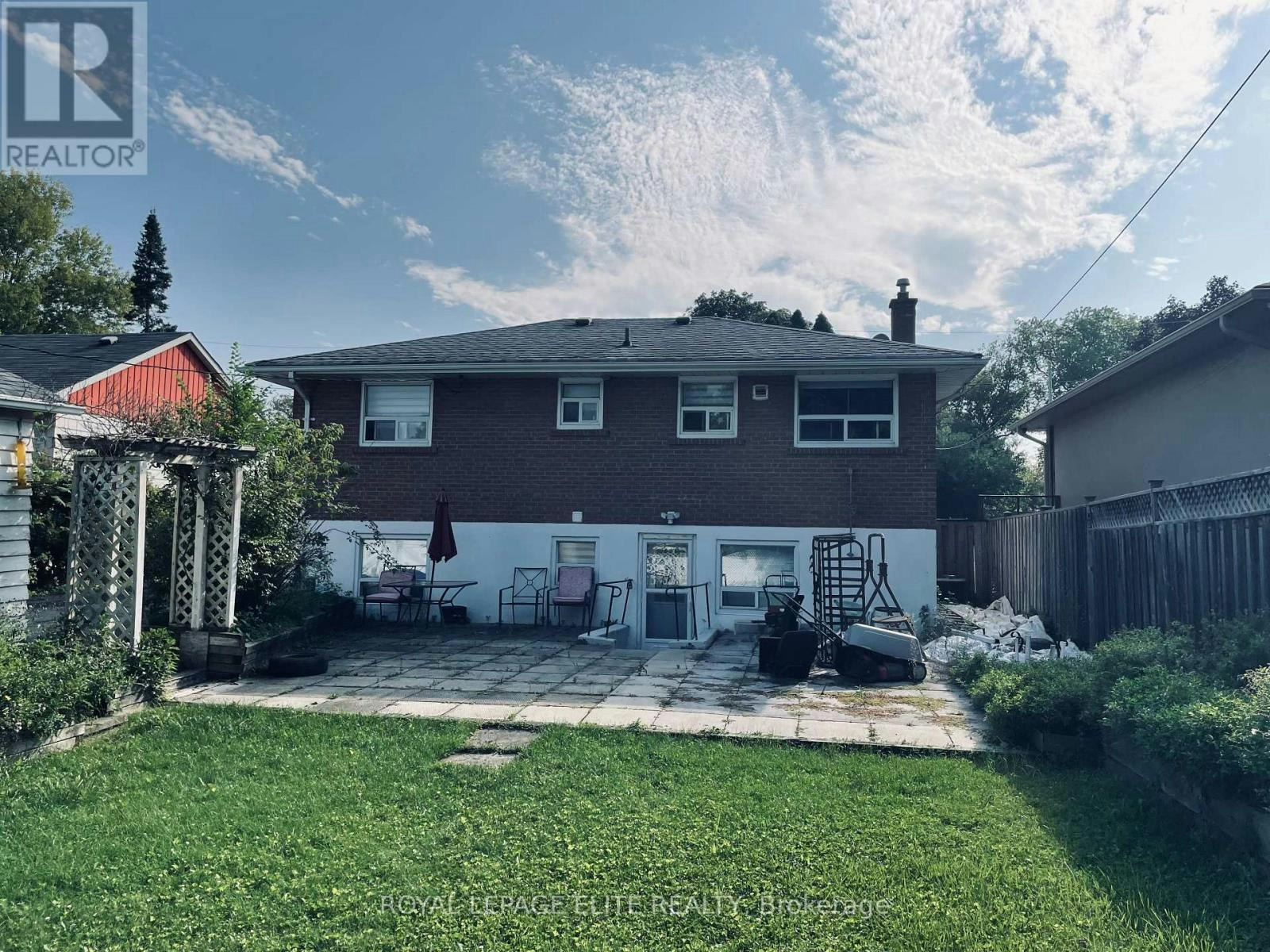 13 Joseph Street, Mississauga, ON, L5M 1N8 - 6