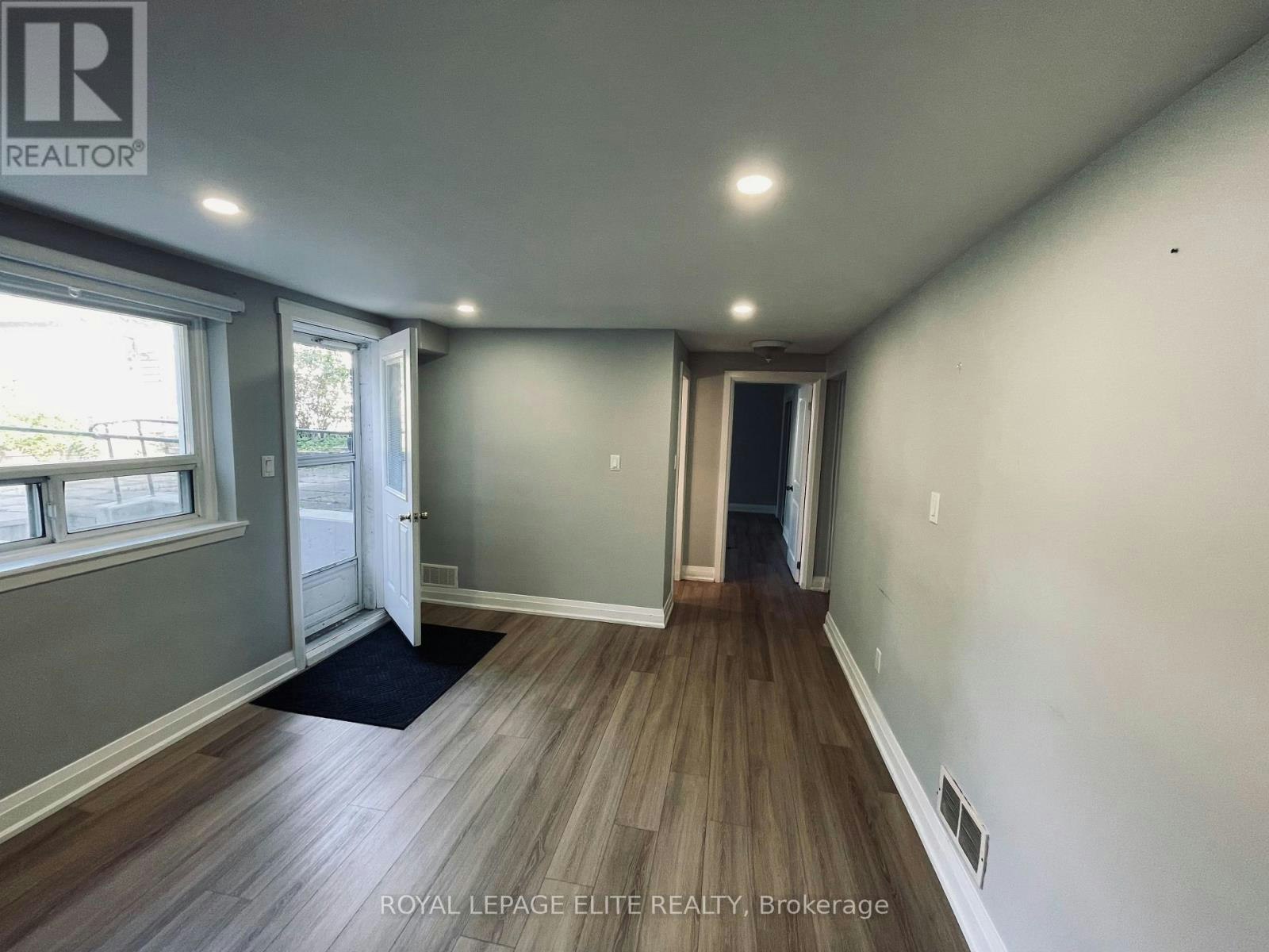 13 Joseph Street, Mississauga, ON, L5M 1N8 - 12