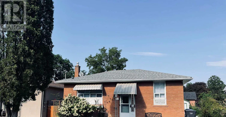 13 Joseph Street, Mississauga, ON, L5M 1N8