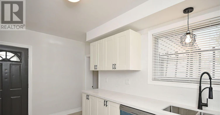 47 Emerald Street N, Hamilton, ON, L8L 5K2 - 20