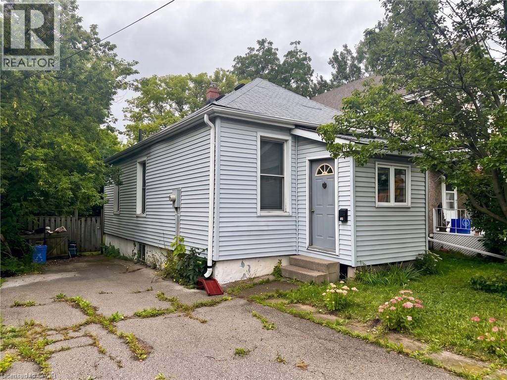 28 Brantdale Avenue, Hamilton, ON, L9C 1B7