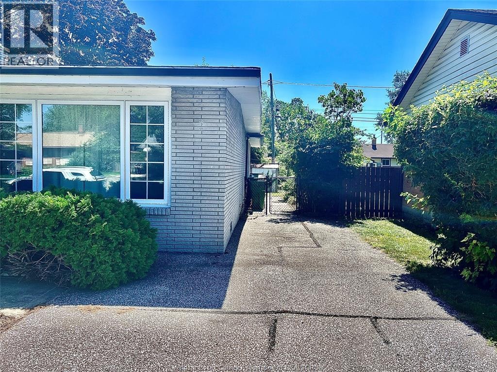BASEMENT-1669 Cherrylawn, Windsor, ON, N9E 1P6 - 2