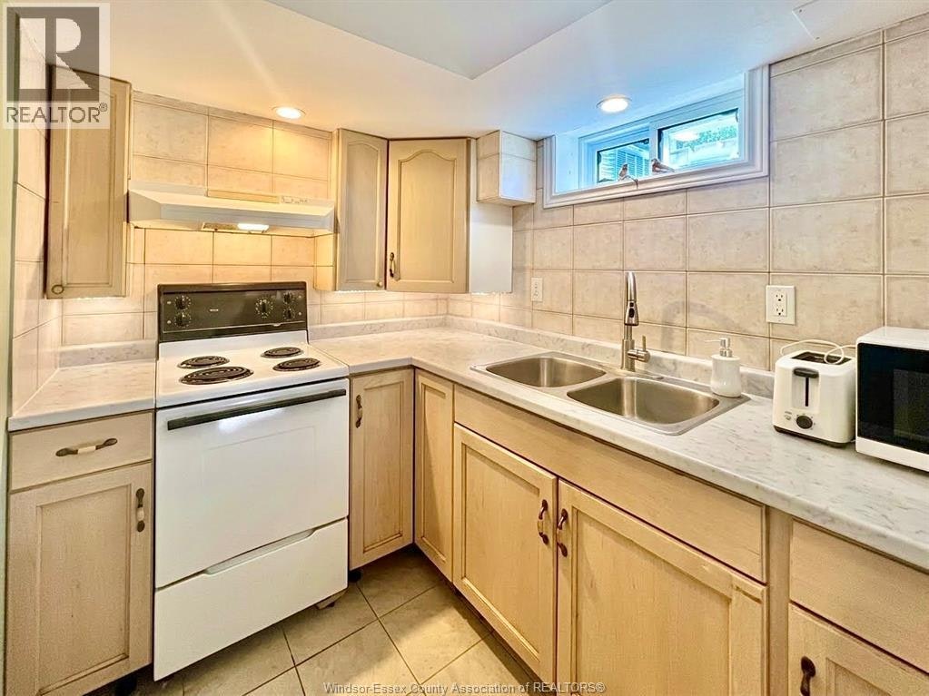 BASEMENT-1669 Cherrylawn, Windsor, ON, N9E 1P6 - 6