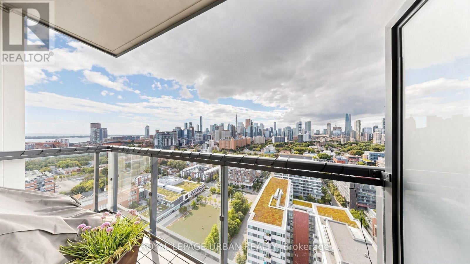 2407-55 Regent Park Boulevard, Toronto, ON, M5A 3H6 - 32