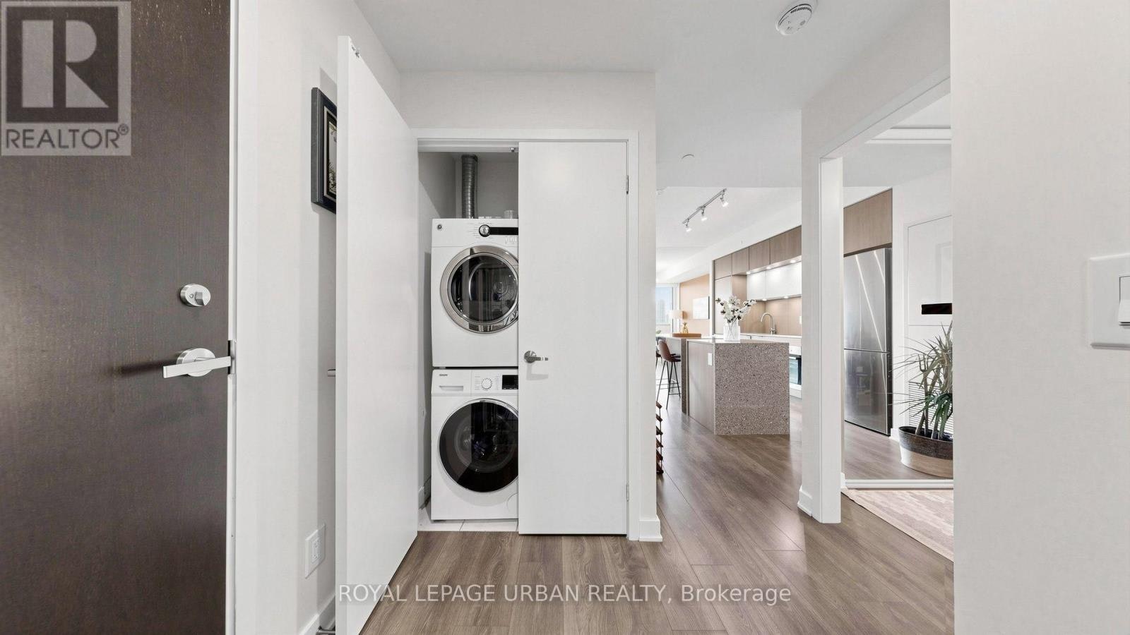 2407-55 Regent Park Boulevard, Toronto, ON, M5A 3H6 - 8