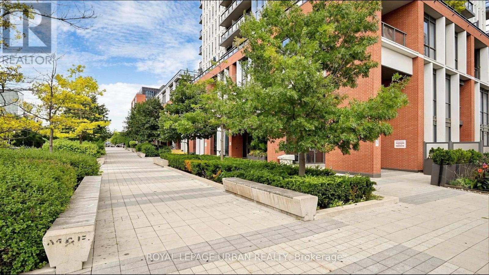 2407-55 Regent Park Boulevard, Toronto, ON, M5A 3H6 - 42