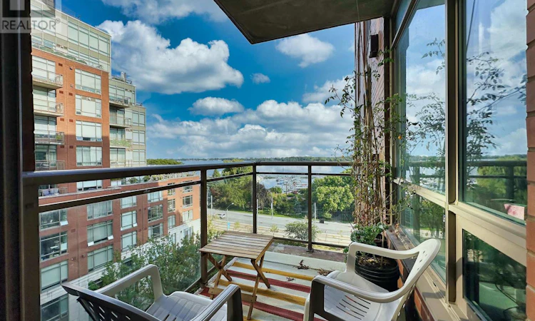 708W-500 Queens Quay W