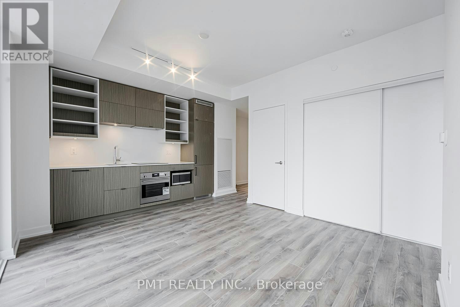 1901-20 Edward Street, Toronto, ON, M5G 0C5 - 2