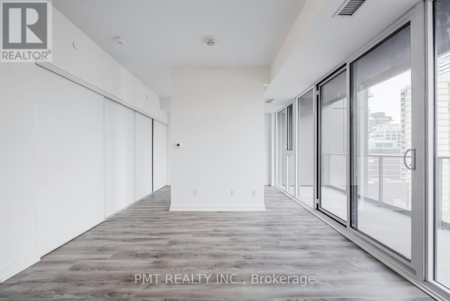 1901-20 Edward Street, Toronto, ON, M5G 0C5 - 7