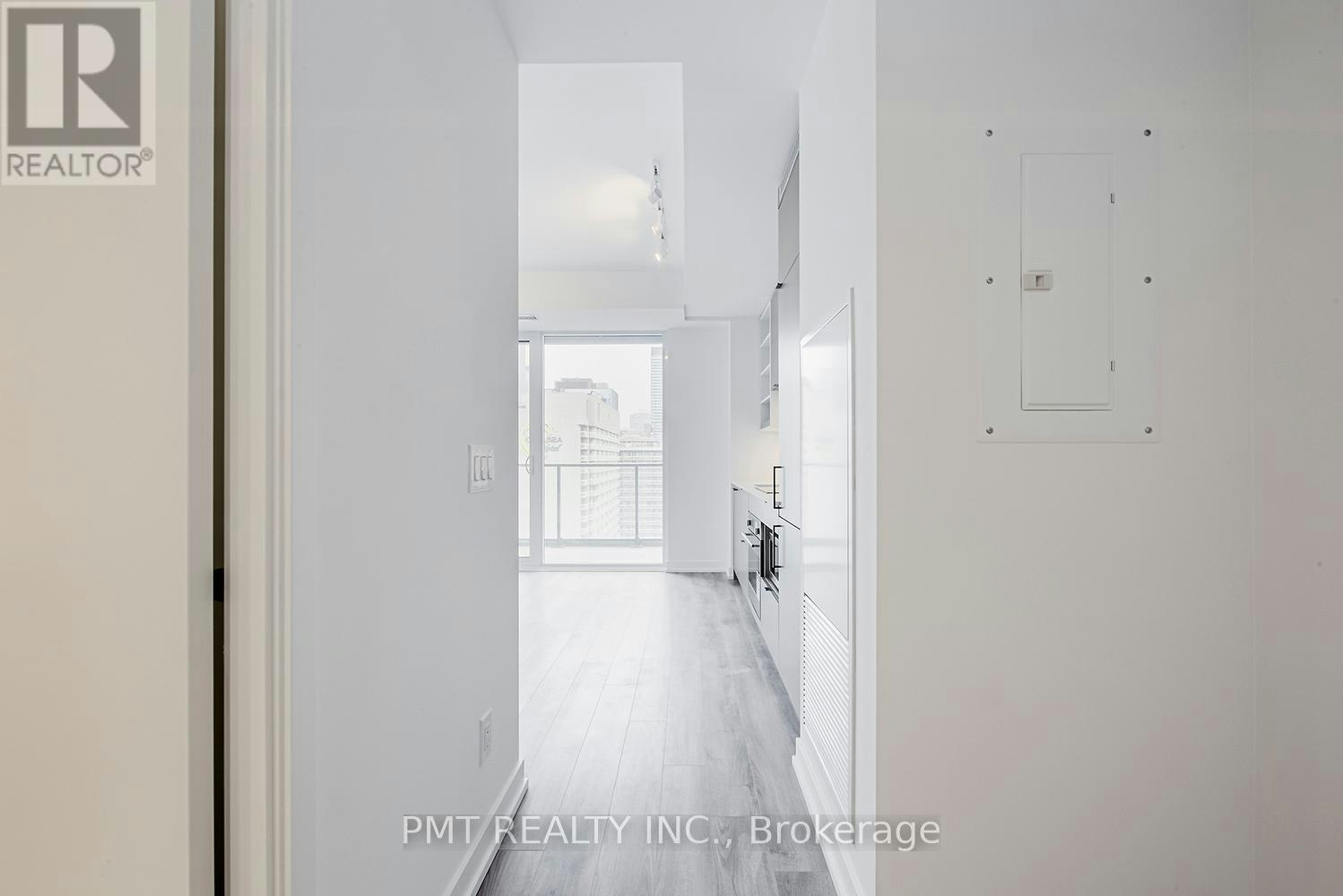 1901-20 Edward Street, Toronto, ON, M5G 0C5 - 14