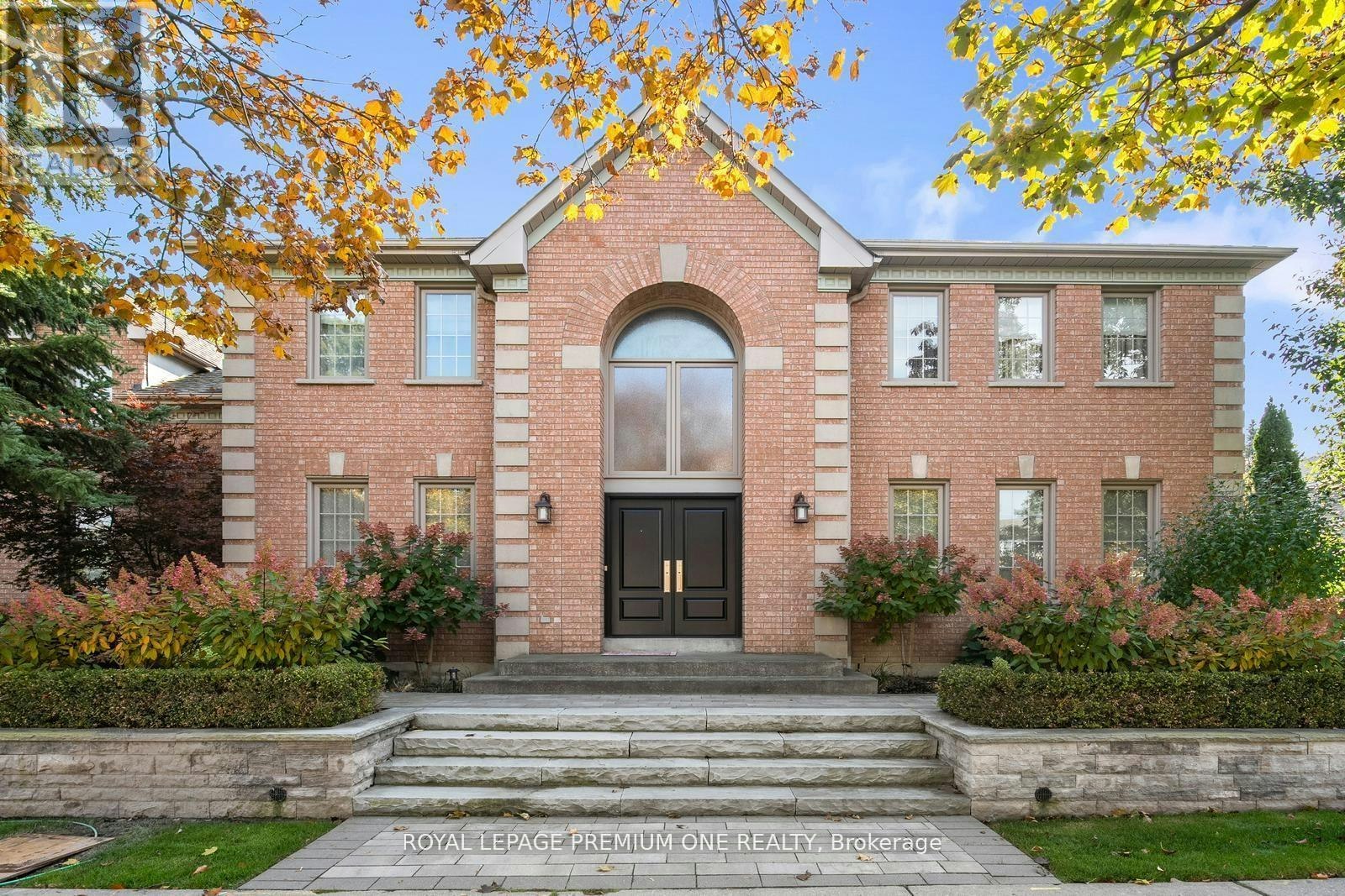 536 Village Parkway, Markham, ON, L3R 9N5