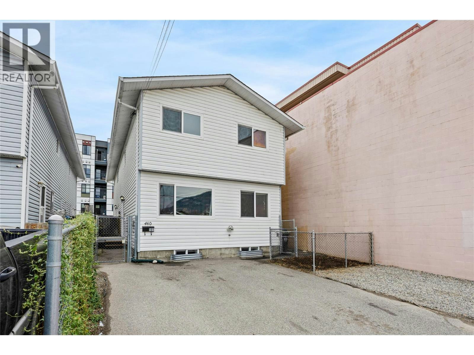 101-460 Rene Avenue, Penticton, BC, V2A 7M2