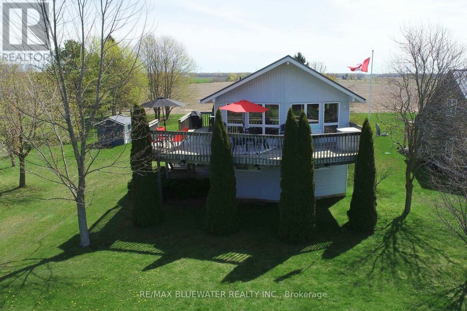 74156 Bluehaven Beach Drive, Bluewater, ON, N0M 2T0
