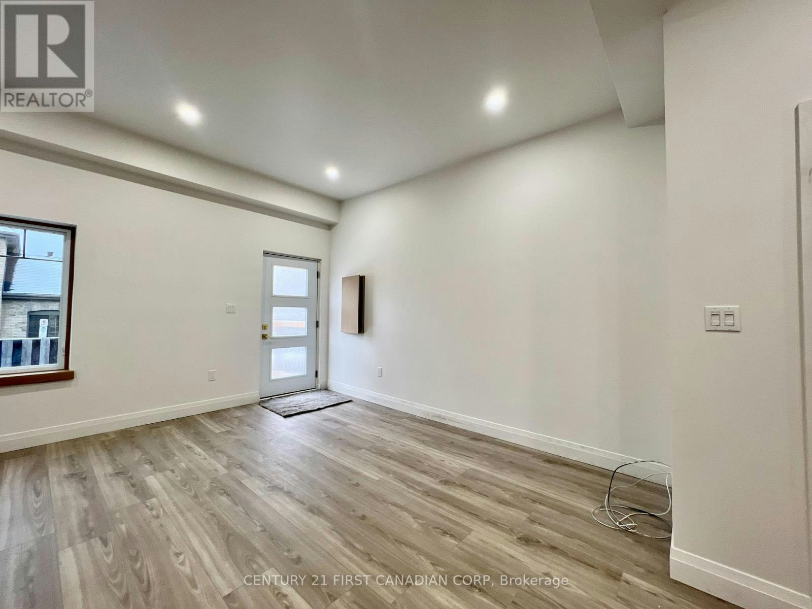 2-166 Central Avenue, London, ON, N6A 1M7 - 2
