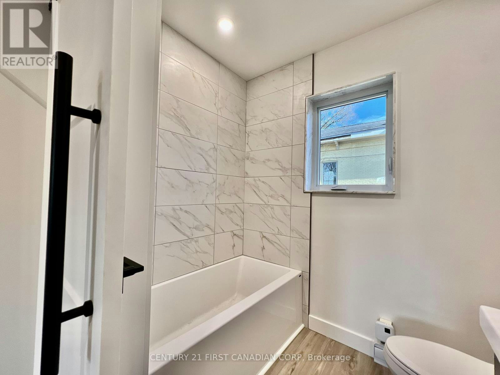 2-166 Central Avenue, London, ON, N6A 1M7 - 10