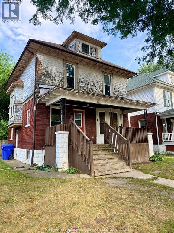 490 Crawford, Windsor, ON, N9A 5C4