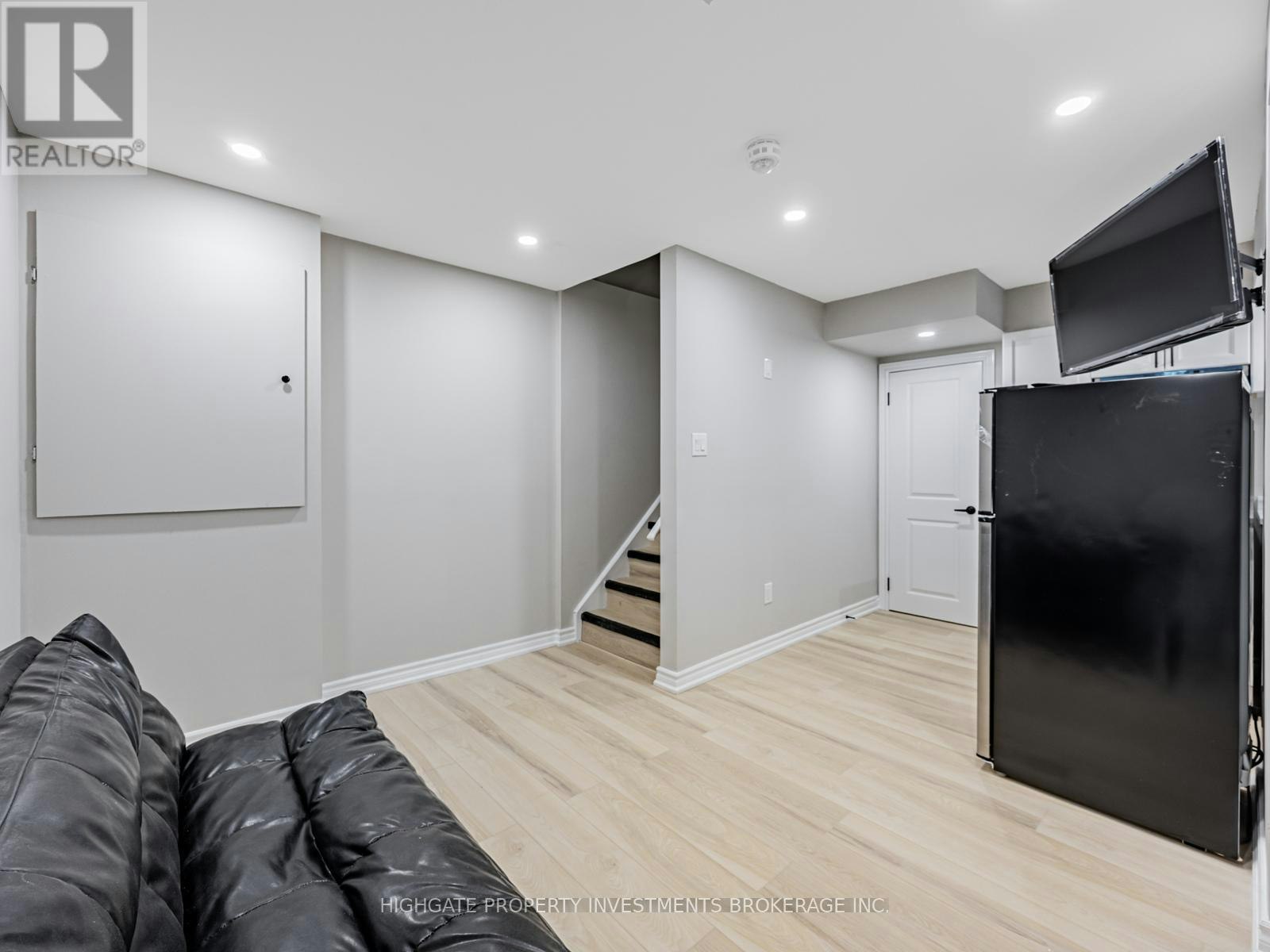 LOWER-6 Harper Hill Drive, Ajax, ON, L1T 0J9 - 6