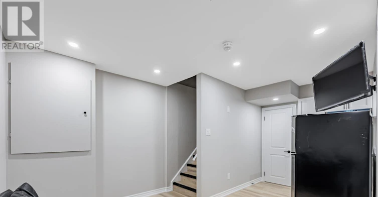 LOWER-6 Harper Hill Drive, Ajax, ON, L1T 0J9 - 6