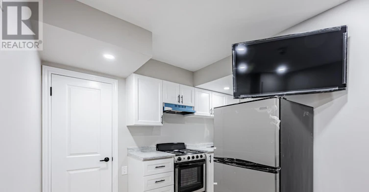LOWER-6 Harper Hill Drive, Ajax, ON, L1T 0J9 - 8