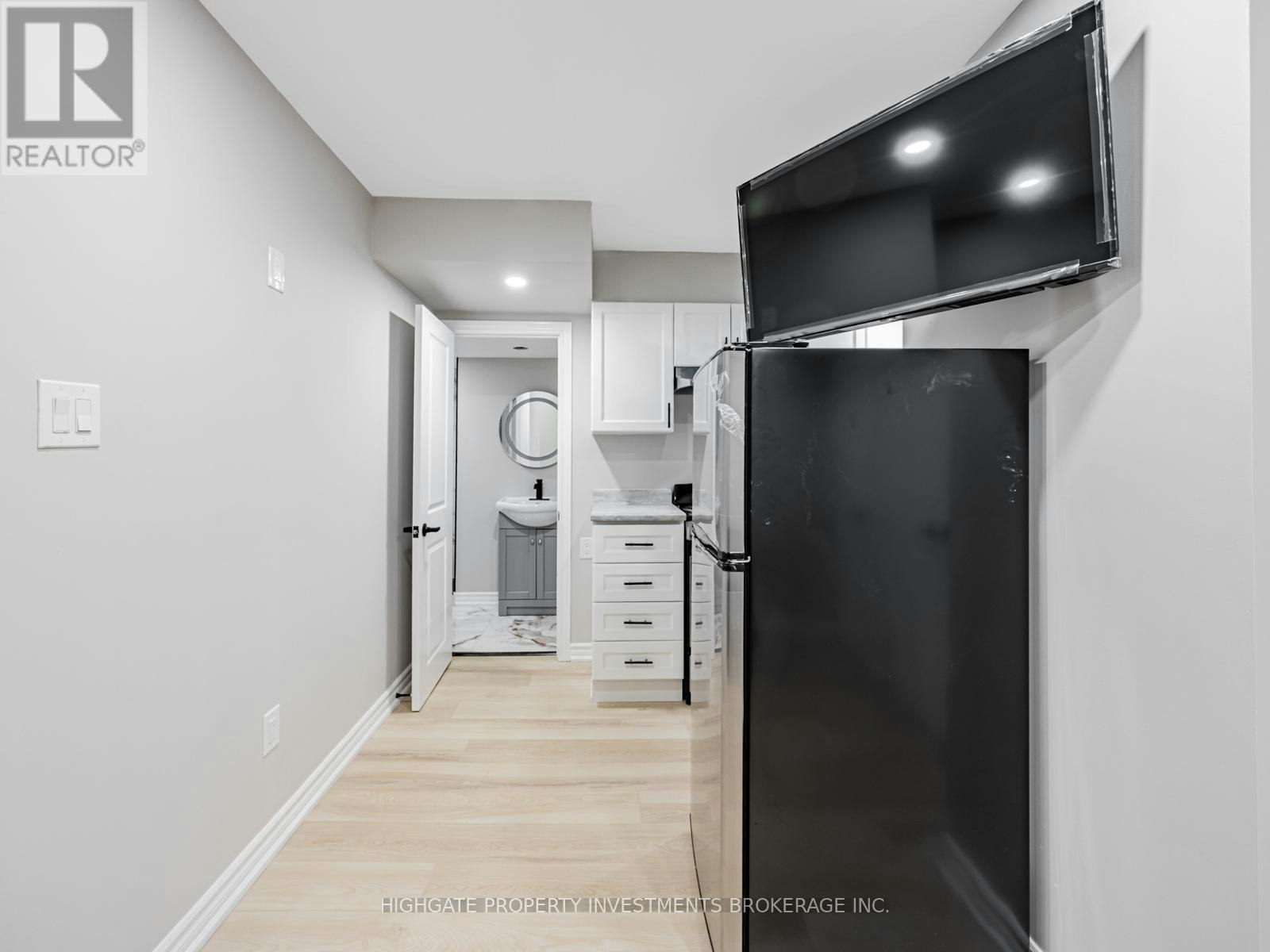 LOWER-6 Harper Hill Drive, Ajax, ON, L1T 0J9 - 9