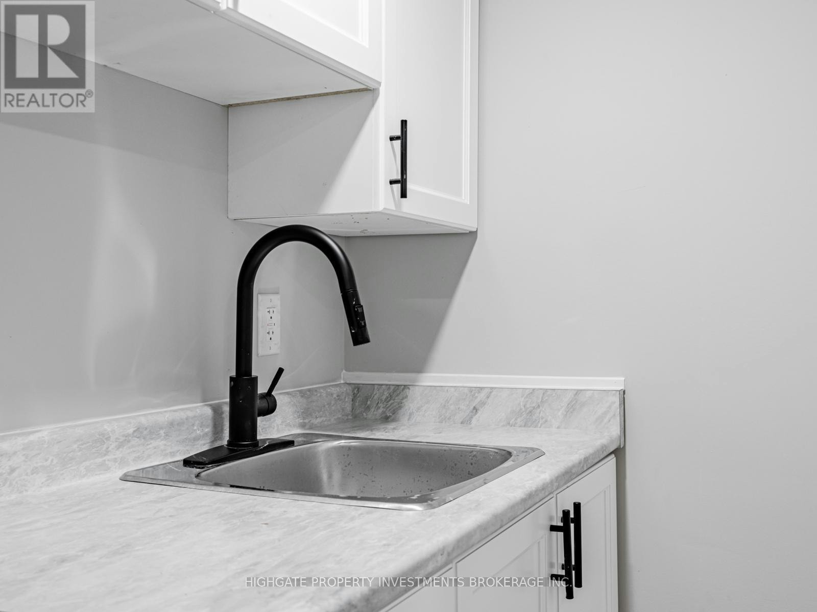 LOWER-6 Harper Hill Drive, Ajax, ON, L1T 0J9 - 14