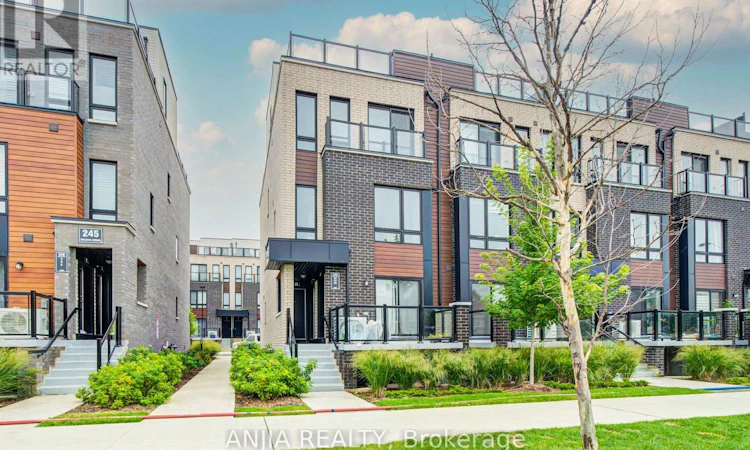 21-235 Mclevin Avenue