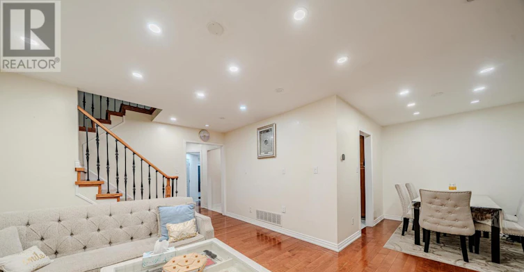 1679 Portland Court, Pickering, ON, L1V 5L5 - 15