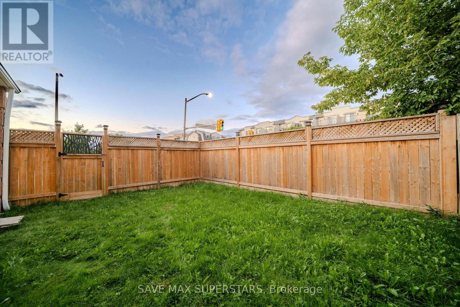 1679 Portland Court, Pickering, ON, L1V 5L5 - 44