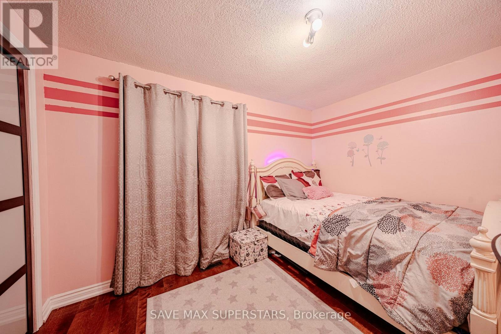 1679 Portland Court, Pickering, ON, L1V 5L5 - 35