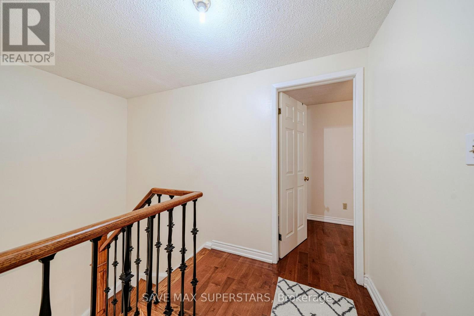 1679 Portland Court, Pickering, ON, L1V 5L5 - 29
