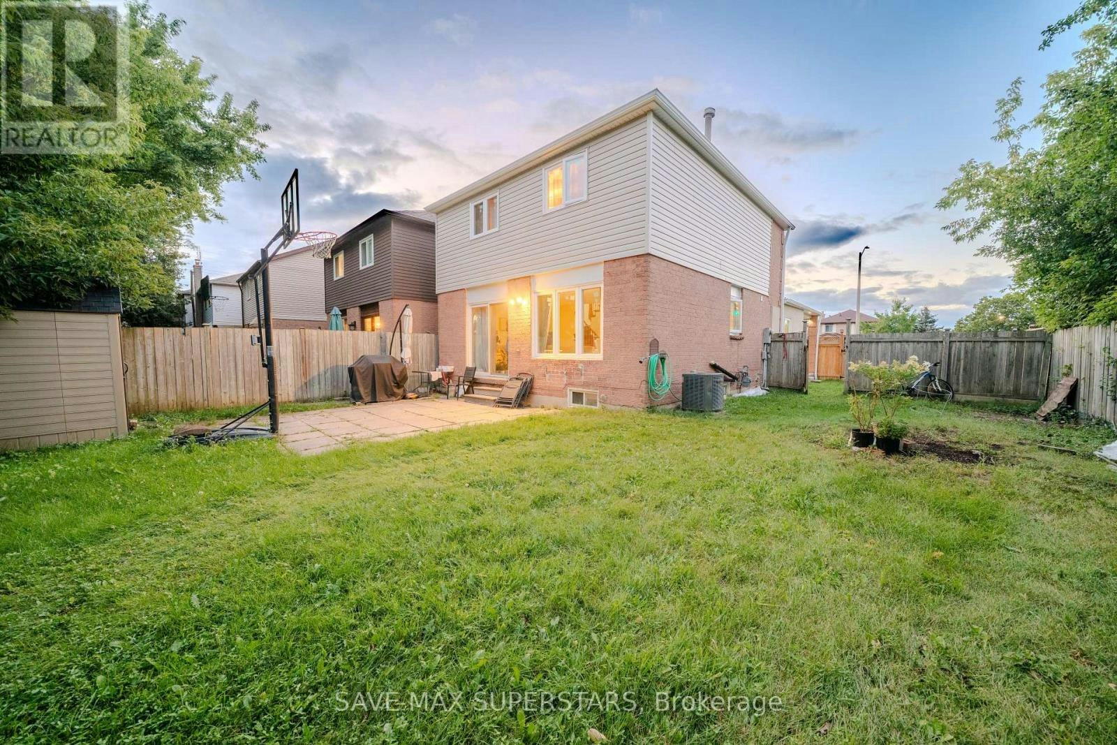 1679 Portland Court, Pickering, ON, L1V 5L5 - 39