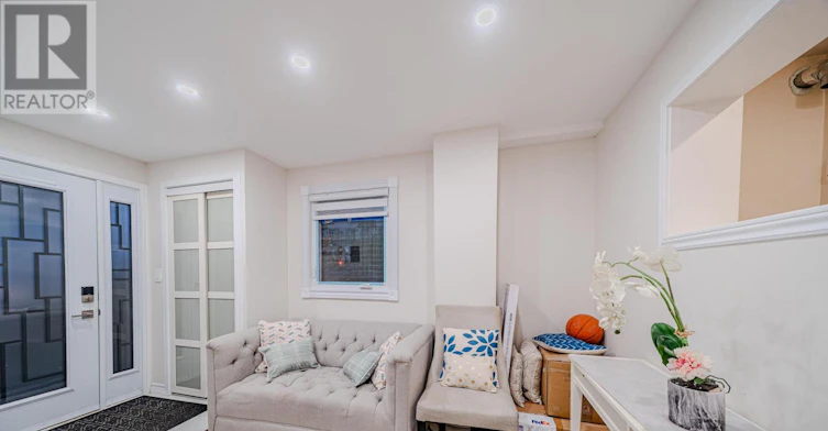 1679 Portland Court, Pickering, ON, L1V 5L5 - 9