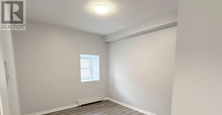 2-116 Wyndham Street N, Guelph, ON, N1H 4E8 - 6