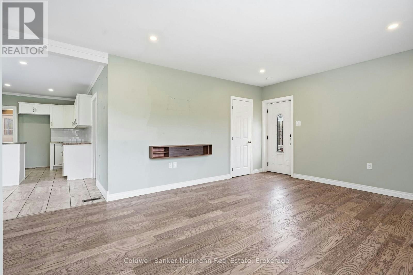 3963 111 Road, Perth East, ON, N5A 6S5 - 5