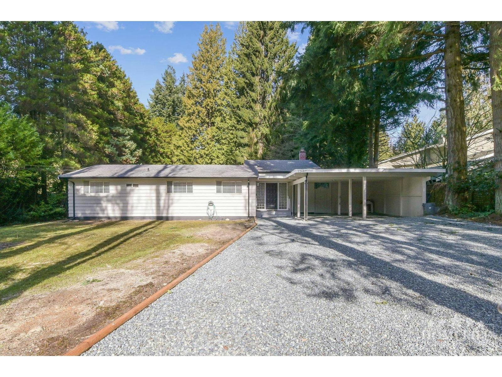 Hiouse-12687 23 Avenue, Surrey, BC, V4A 2C6
