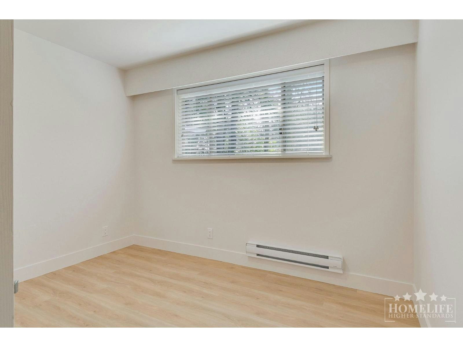 Hiouse-12687 23 Avenue, Surrey, BC, V4A 2C6 - 12