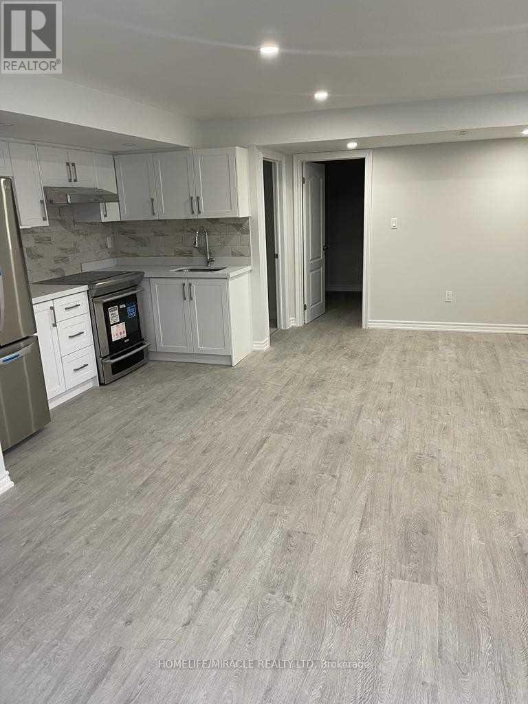 63 Deepwood (Bst Crescent, East Gwillimbury, ON, L9N 0P8 - 3