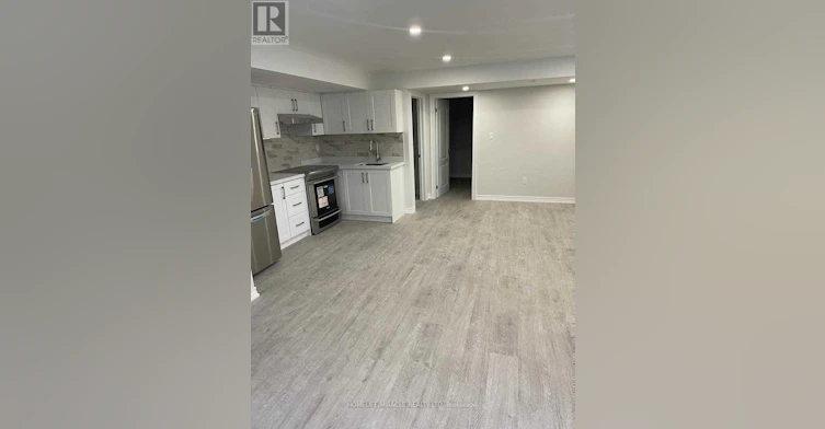63 Deepwood (Bst Crescent, East Gwillimbury, ON, L9N 0P8 - 3